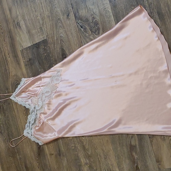 Victoria's Secret Black & White Lace Slip Dress (S/M)